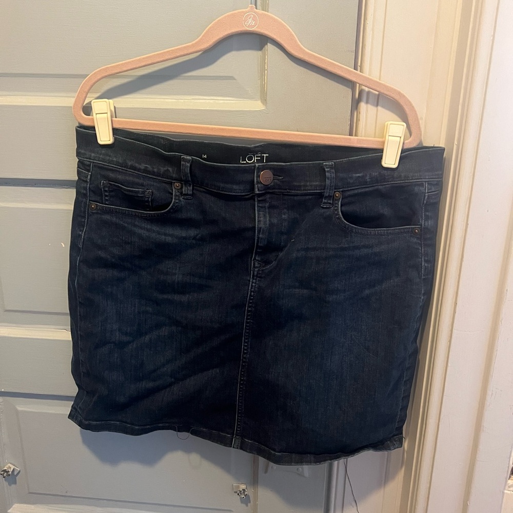 LOFT Women's Dark Wash Denim Skirt - Picture 2 of 4